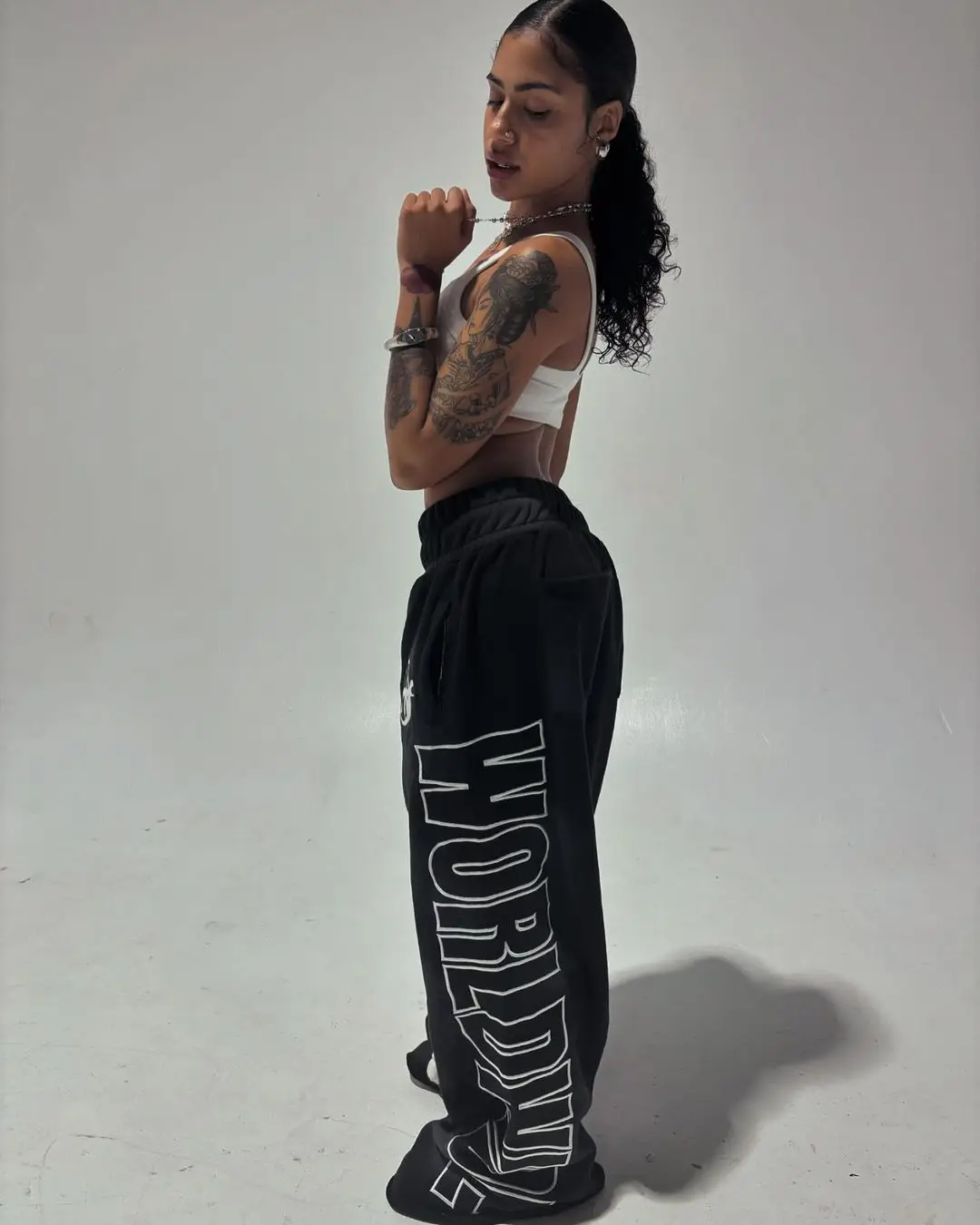 Y2K Retro High Street Black Women Sports Pants Fashionable Ins Harajuku Goth Casual Straight Leg Pants Simple Jogging Pants