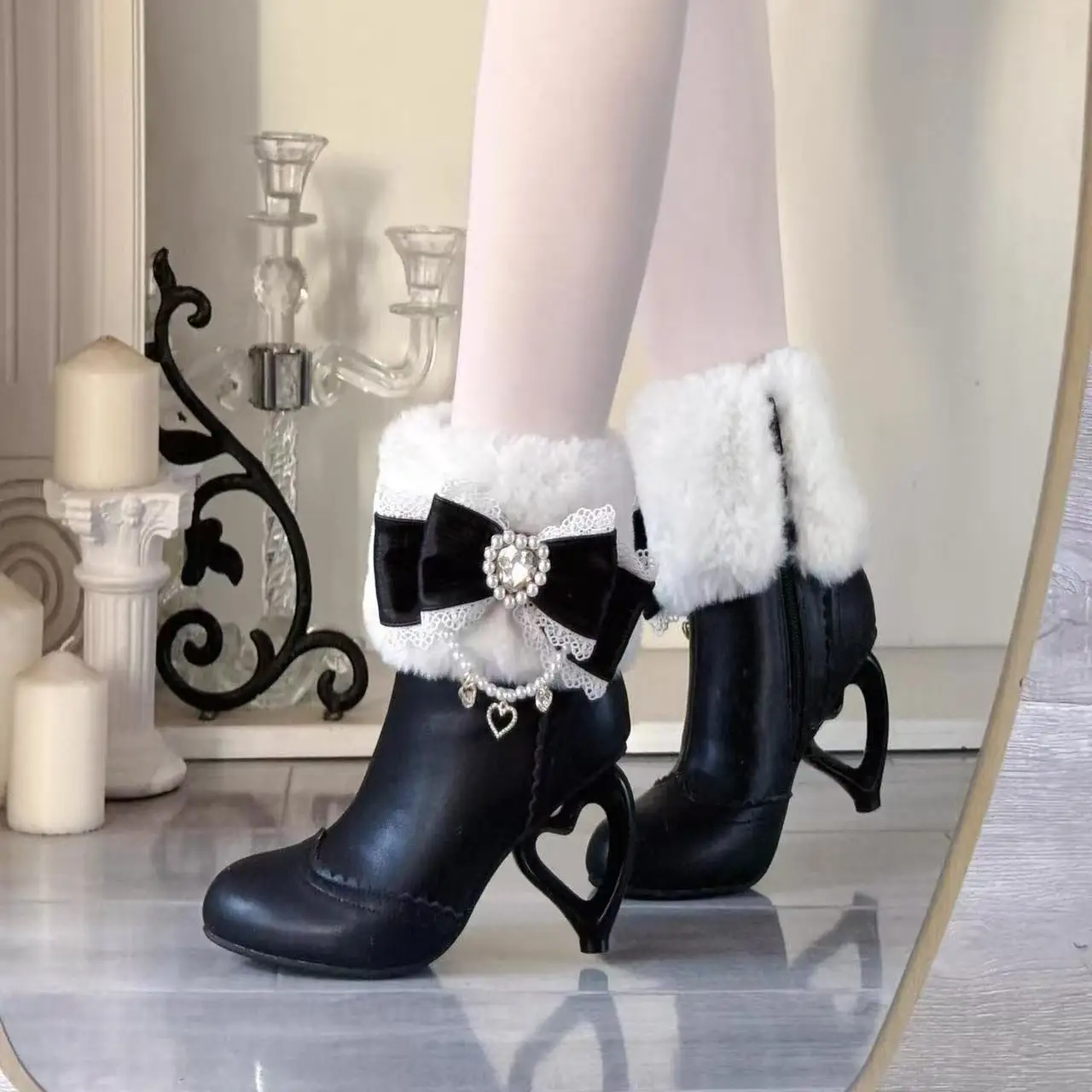 Japanese Lolita Boots Sweet Cute Bow Heart-shaped with Pearl Jewelry Shoes Round Head Warm Commuting Velvet Short Boots Winter