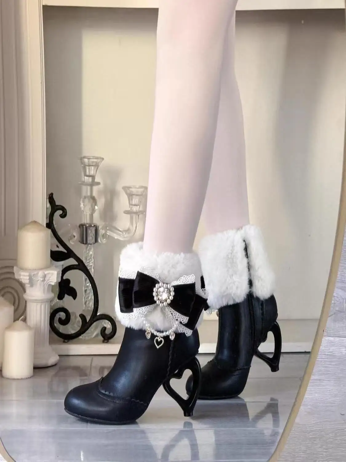 Japanese Lolita Boots Sweet Cute Bow Heart-shaped with Pearl Jewelry Shoes Round Head Warm Commuting Velvet Short Boots Winter