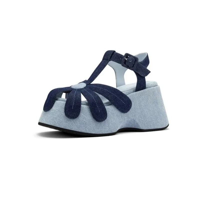 High Quality Denim Platform Sandals Women Fashion T Strap Buckle Flower Decoration Designer Shoe Summer Sexy Open Toe Beach Shoe