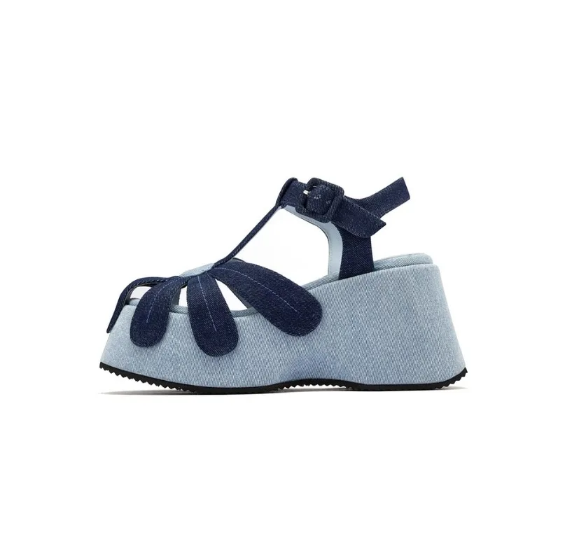 High Quality Denim Platform Sandals Women Fashion T Strap Buckle Flower Decoration Designer Shoe Summer Sexy Open Toe Beach Shoe