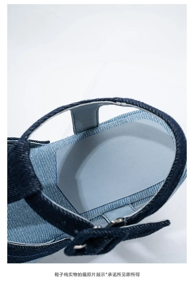 High Quality Denim Platform Sandals Women Fashion T Strap Buckle Flower Decoration Designer Shoe Summer Sexy Open Toe Beach Shoe