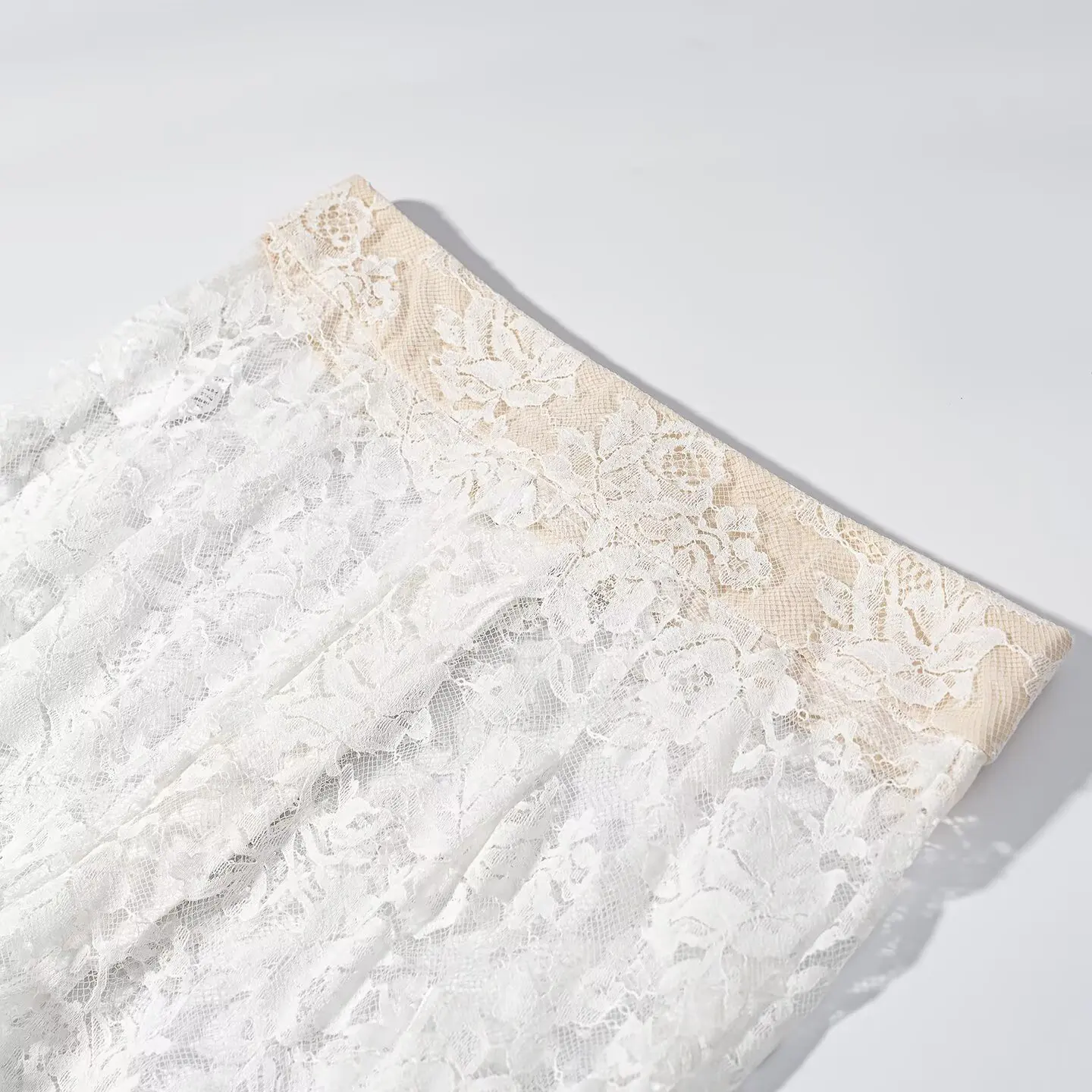 White Lace Embroidery Pant Suit Women Stand Neck Sleeveless Hollow-out Waist Cinching See Through Set Lady Summer Sheer Outfit