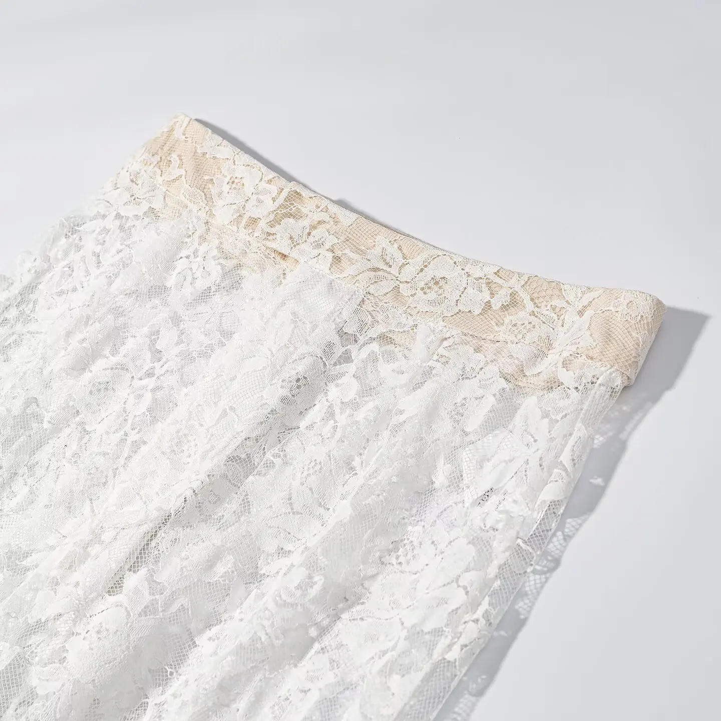White Lace Embroidery Pant Suit Women Stand Neck Sleeveless Hollow-out Waist Cinching See Through Set Lady Summer Sheer Outfit