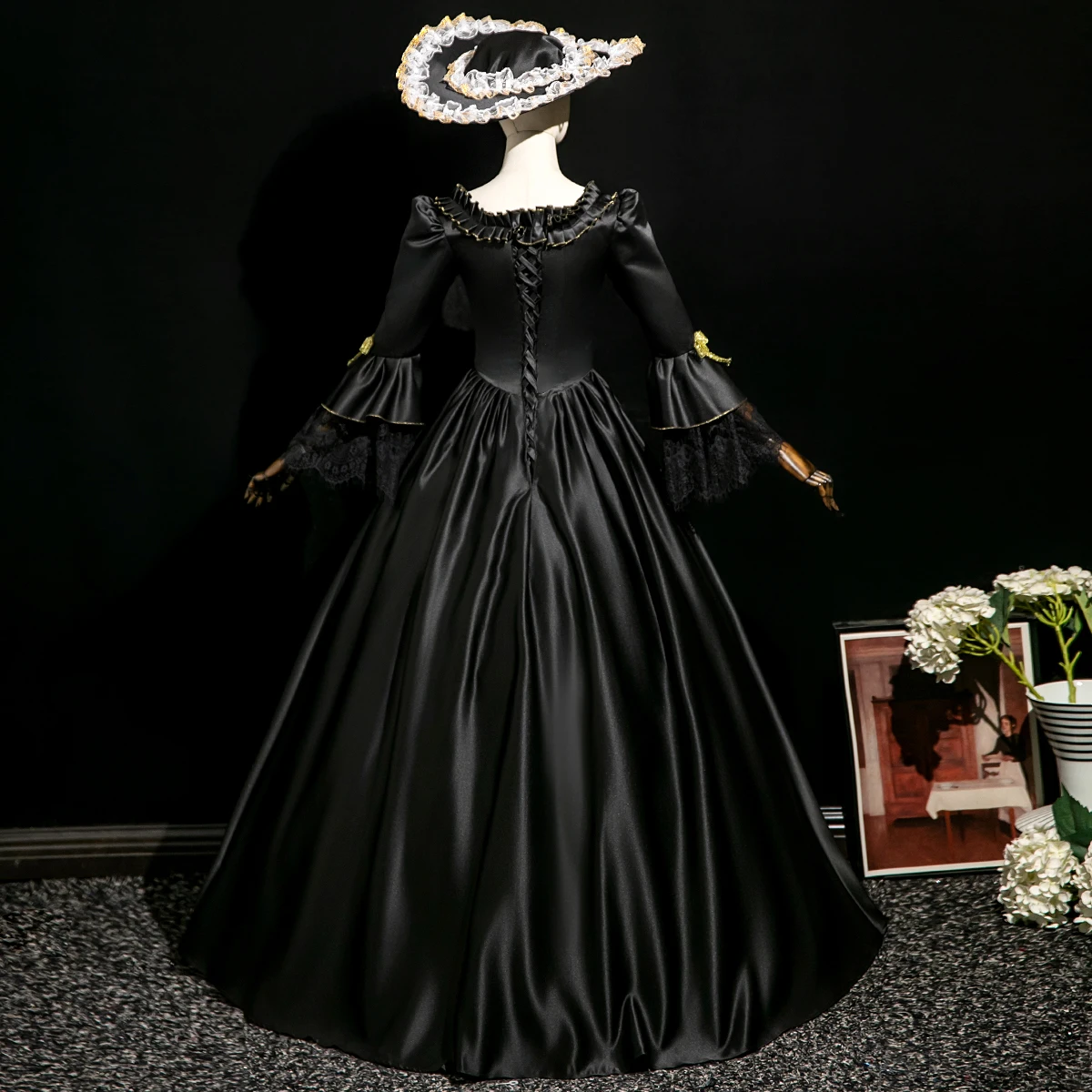 Customized Women Halloween Party Fantasy Dress Renaissance Victorian Historical Masquerade Dresses