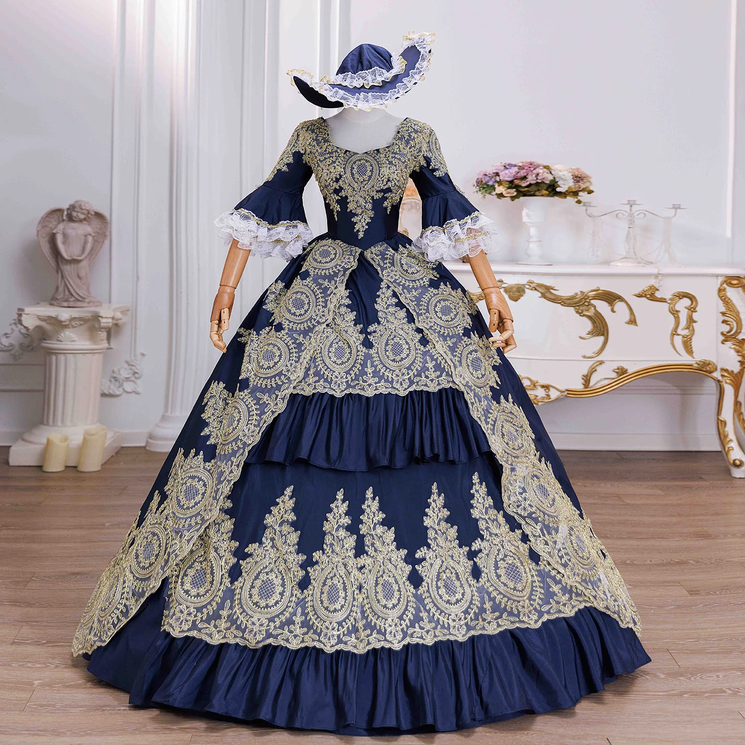 17th Century Historical Period Victorian Ball Gown Marie Antoinette Masquerade Dresses
