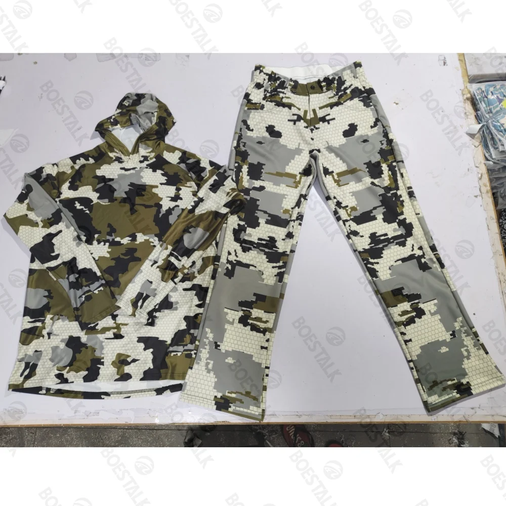 2024 new men's hooded camouflage fishing suit suit outdoor sports camping mountaineering suit sunscreen breathable training suit