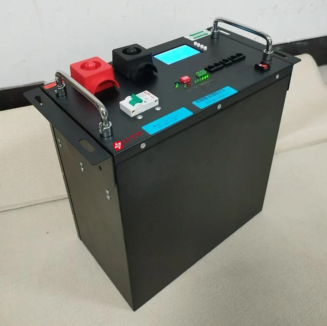 16S 48V 50Ah 100Ah 150Ah 200Ah 300Ah 400Ah lithium lifepo4 rack mounted battery batteries for 5000W 10KW Solar System inverter