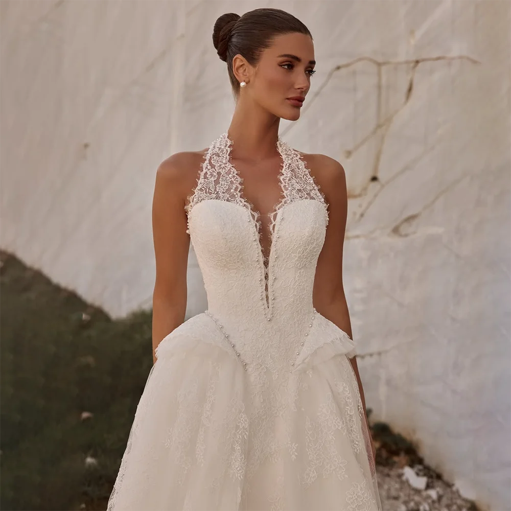 Luxury Lace Wedding Dresses for Women Halter Deep V Neck Sleeveless Ball Gown Floor Length Elegant Bridal Gowns Customized