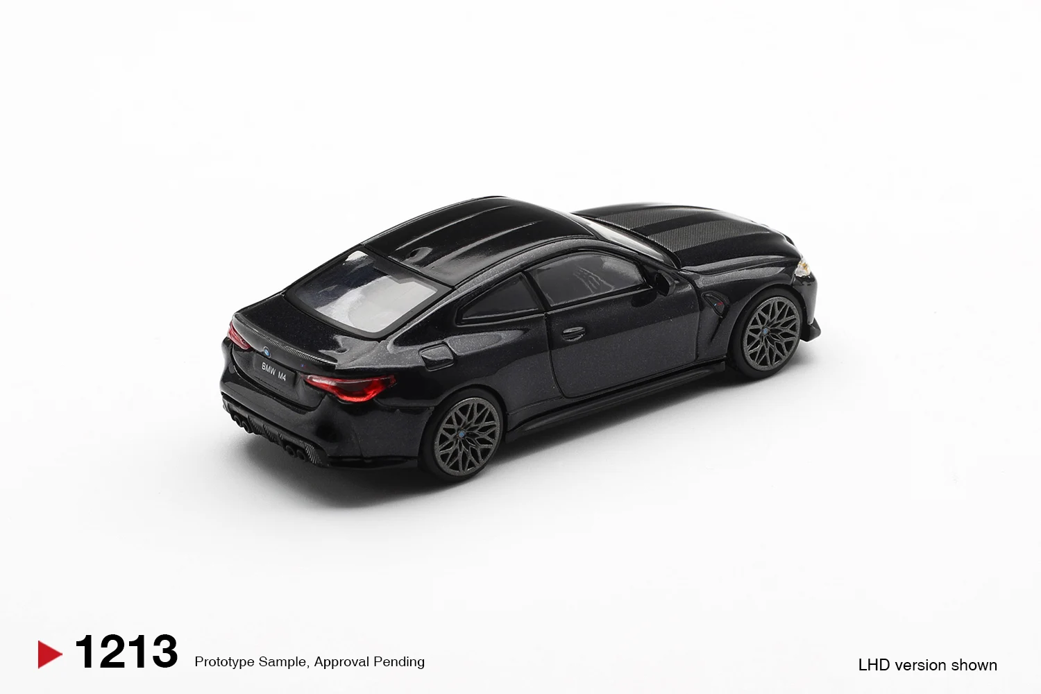 MINIGT 1:64 BMW M4 CS Black Sapphire MGT01213-CH Cars Alloy Diecast Metal Model Kids Toys Boys