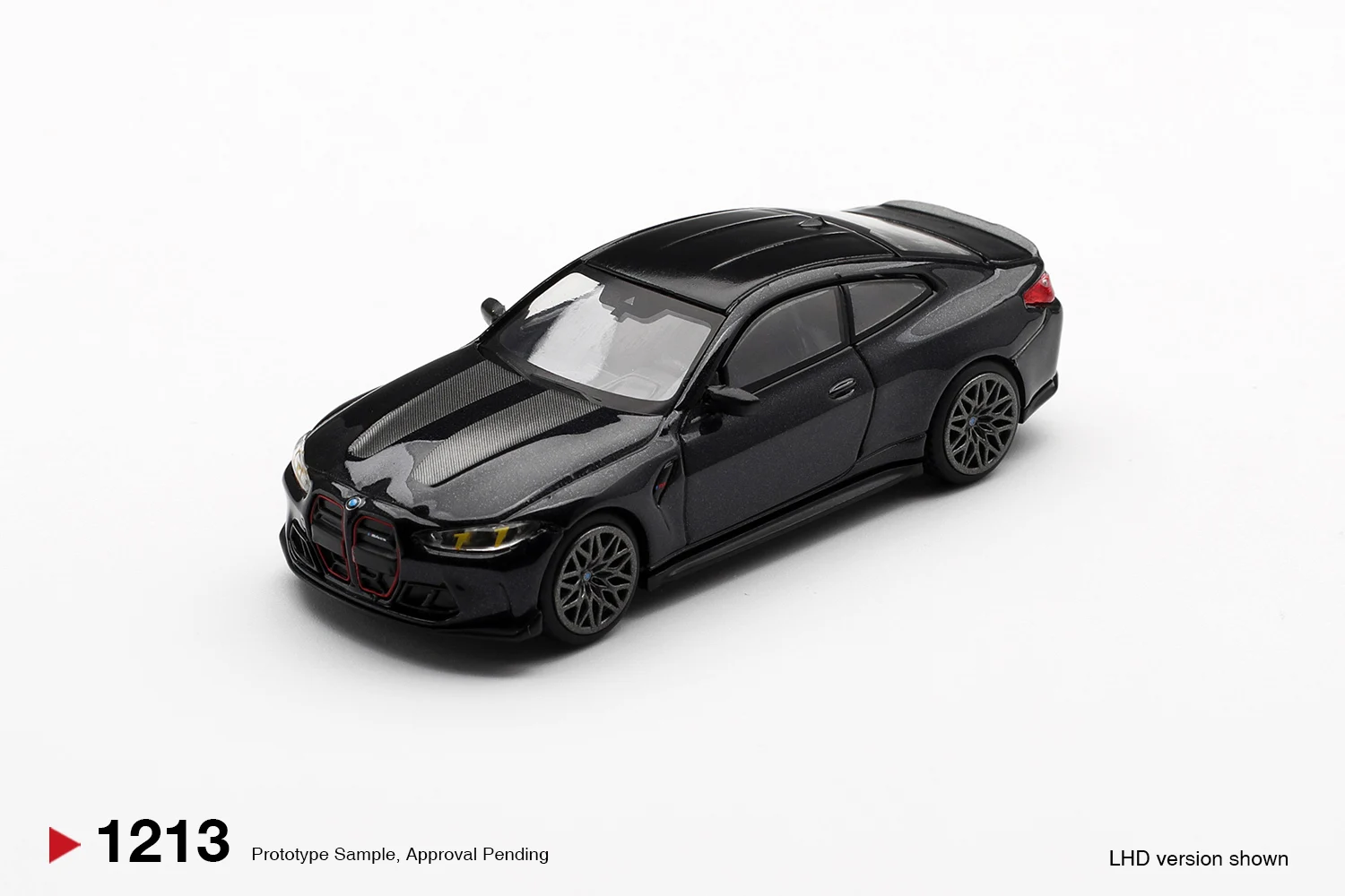 MINIGT 1:64 BMW M4 CS Black Sapphire MGT01213-CH Cars Alloy Diecast Metal Model Kids Toys Boys
