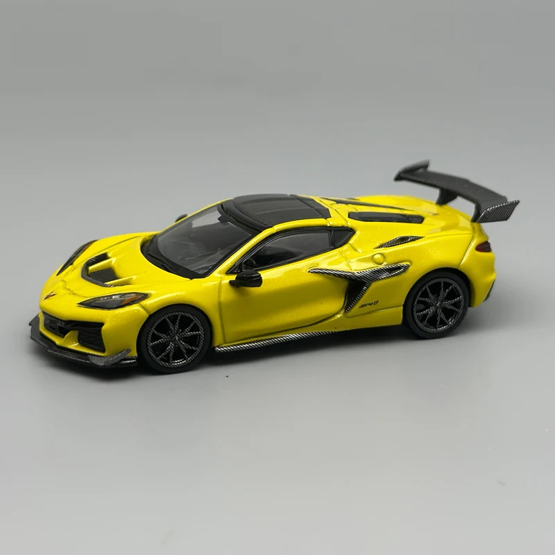 MINIGT 1:64 NISSAN R35 Matte Grey Lamborghini Aventador Martin DBS White ZR1 Yellow Alloy Car Model 1248 1133 1225 1158