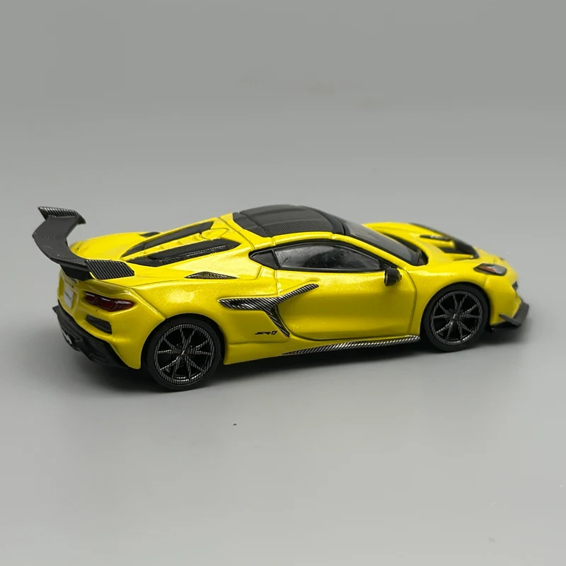 MINIGT 1:64 NISSAN R35 Matte Grey Lamborghini Aventador Martin DBS White ZR1 Yellow Alloy Car Model 1248 1133 1225 1158