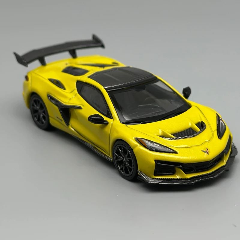 MINIGT 1:64 NISSAN R35 Matte Grey Lamborghini Aventador Martin DBS White ZR1 Yellow Alloy Car Model 1248 1133 1225 1158