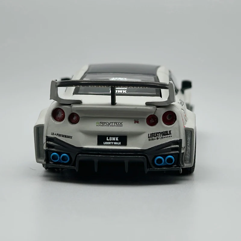 MINIGT 1:64 NISSAN R35 Matte Grey Lamborghini Aventador Martin DBS White ZR1 Yellow Alloy Car Model 1248 1133 1225 1158