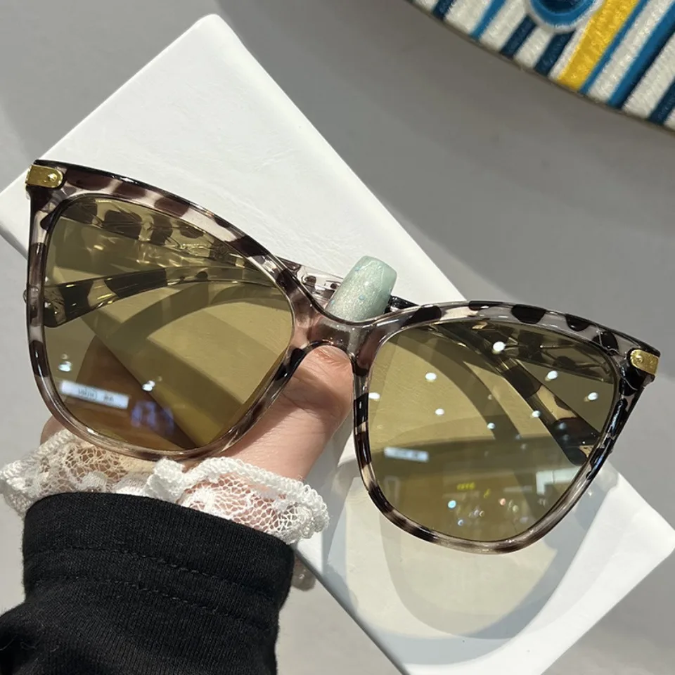 2026 New Model Unisex Fashion Plastic Cat's Eye Frame Sunglasses For Driving Street Photography And Traveling Accessories