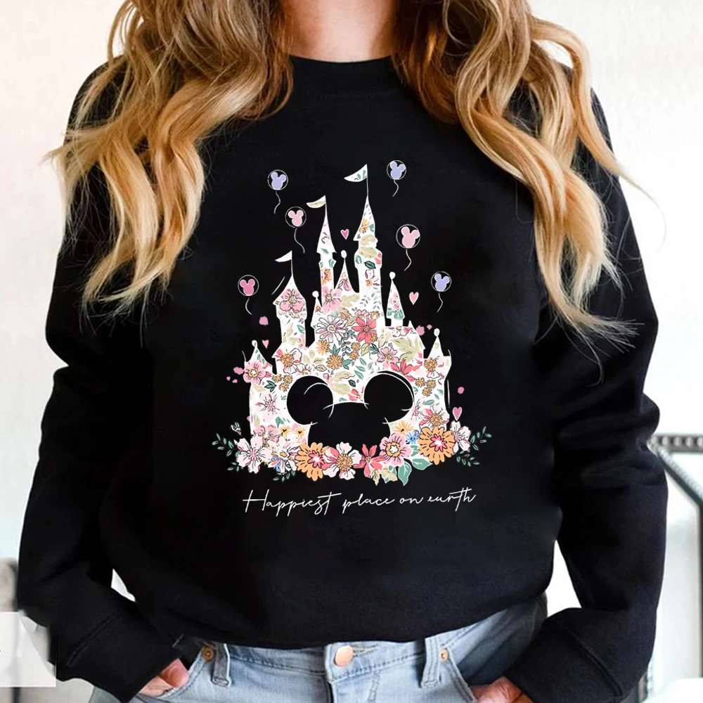 Aesthetic Floral Castle Sweatshirt Vintage Castle Hoodie Happiest Place on Earth Pullover Trendy Women Long Sleeves Sweatshirts