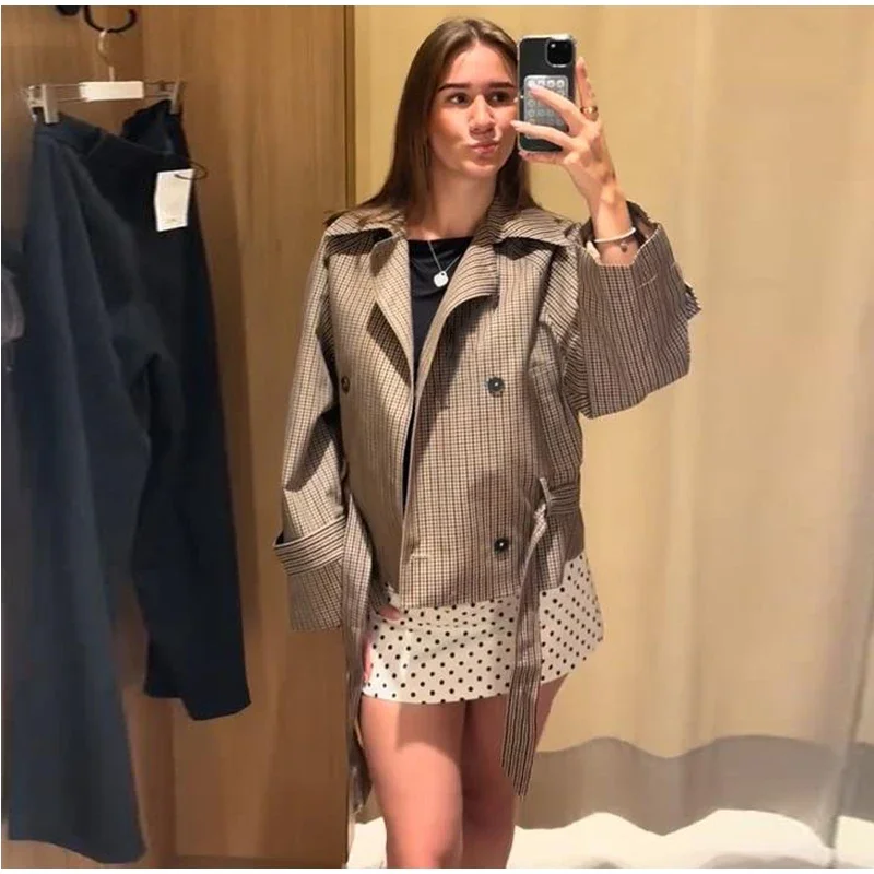 Chic Grid Belt Women's Coat Double Breasted Lapel Lace-Up Long Sleeve Lady Coats 2026 Autumn Fashion Female Vintage Jacket Lady