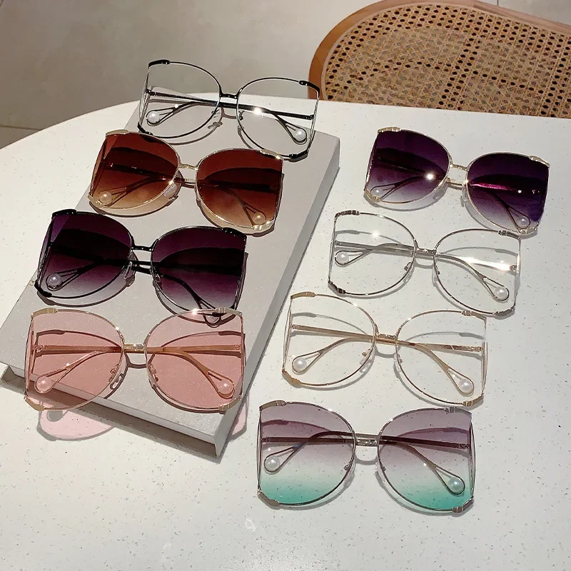 Oversized Metal Sunglasses Women For Female Luxury Brand Designer Elegant Pink Sun Glasses Vintage Big Frame Pearl Shades UV400