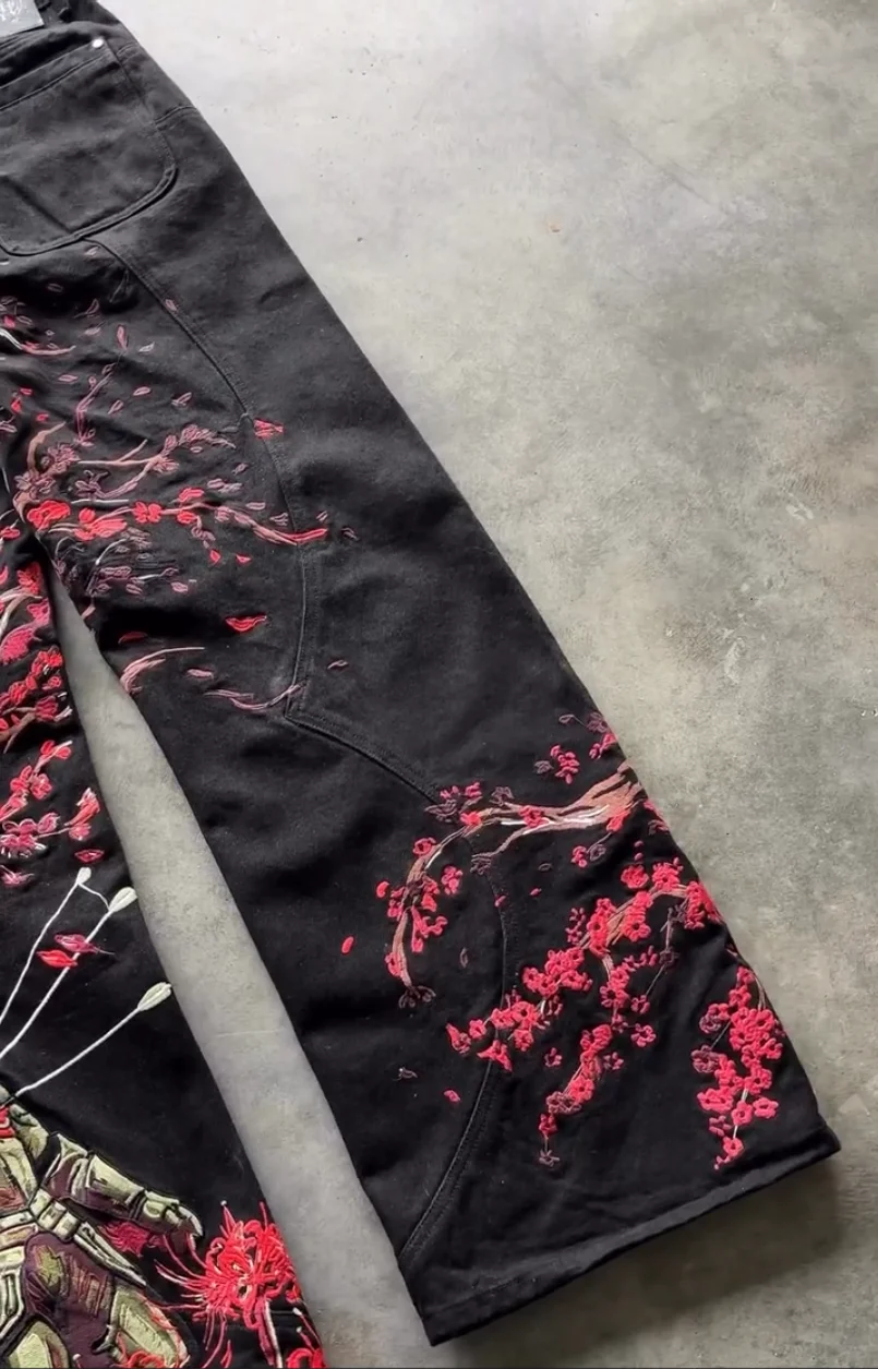 Y2k Vintage Red Spider Lily Fallen Knight Embroidery Jeans Baggy Straight Denim Pants Punk Rivet Cargo Pants Men Clothes Jeans