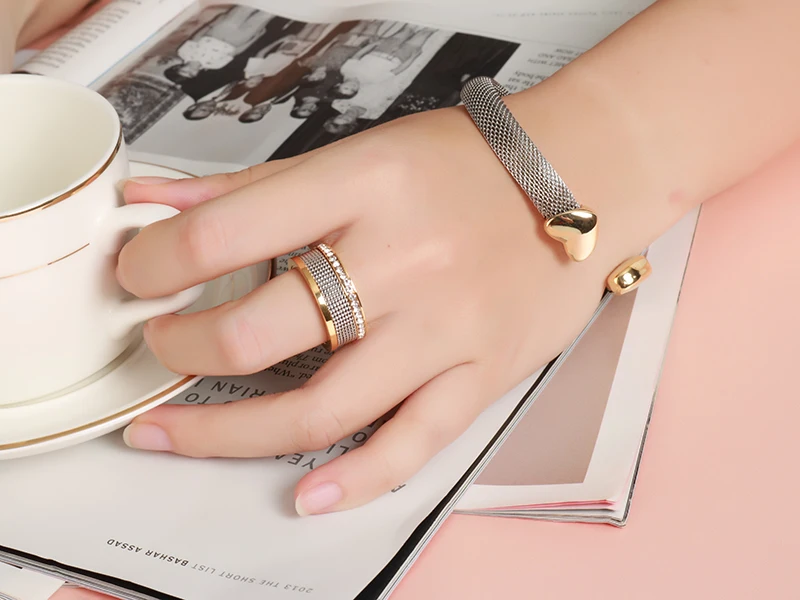 JOVO LOVE Fashion Heart Bracelets Open Elastic Mesh Bangle for Women Gold Color Lover's Stainless Steel Waterproof Jewelry 2025