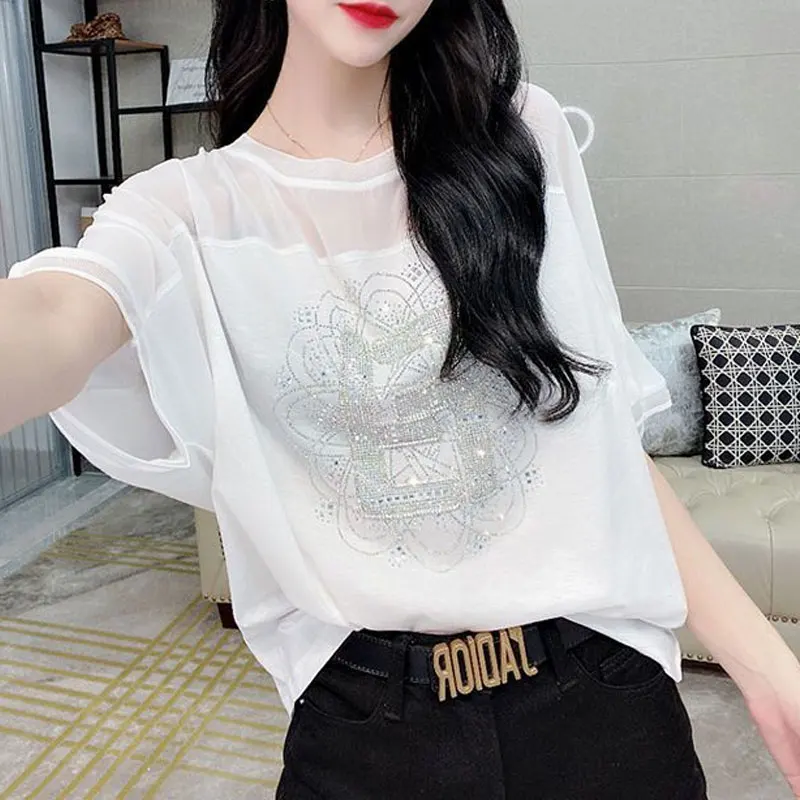 Fashion Geometric Diamonds Shirt Casual Gauze Spliced 2025 Summer Round Neck All-match Female Clothing Loose Short Sleeve Blouse
