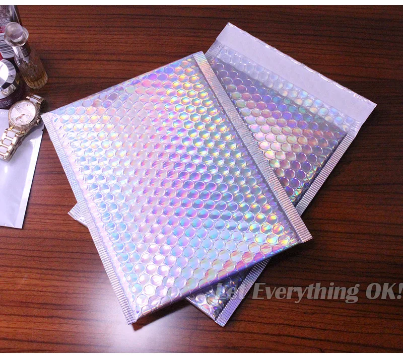 50Pcs Bubble Mailers Aluminized Foil Bags Laser Rainbow Shipping Envelope Self Seal Postal Bags Gift&Book Express Packaging Bags