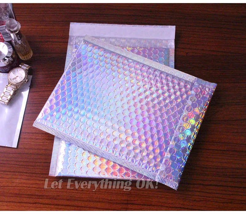 50Pcs Bubble Mailers Aluminized Foil Bags Laser Rainbow Shipping Envelope Self Seal Postal Bags Gift&Book Express Packaging Bags