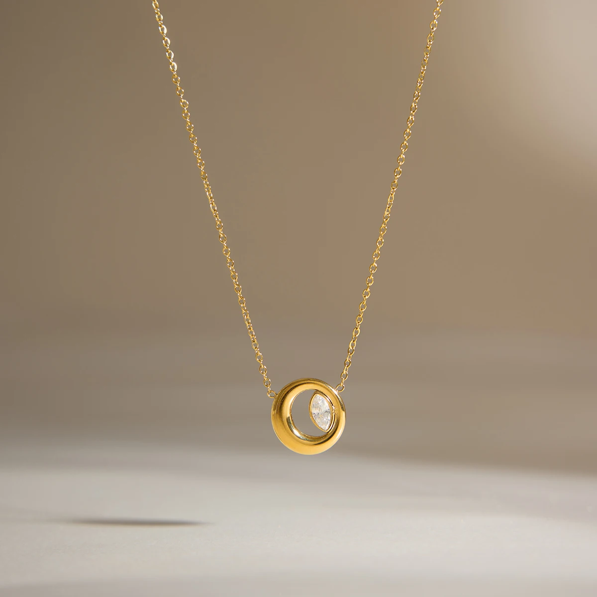 Youthway New Chic 18K Gold PVD Plated Zircon Round Necklace Earring Set For Women Fashion Stainless Steel Waterproof Jewelry