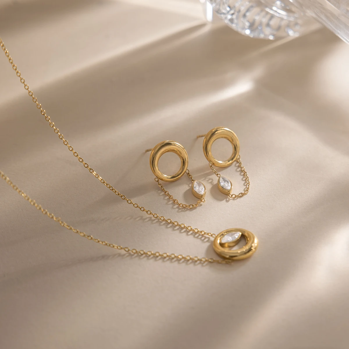 Youthway New Chic 18K Gold PVD Plated Zircon Round Necklace Earring Set For Women Fashion Stainless Steel Waterproof Jewelry