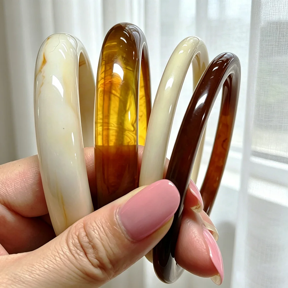4pcs Elegant Retro Acrylic Bracelet Set for Women Fashion Punk Simple Resin Stackable Bangle Boho Daily Wear Party Jewelry Gifts