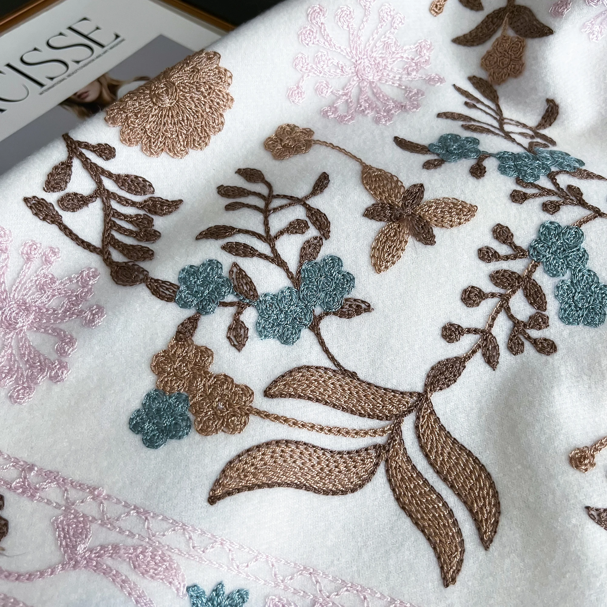 New Winter Warm Cashmere Scarf for Women Embroidery Pashmina Blanket Thick Shawl Wrap Neckerchief Fashion Bufanda Echarpe Poncho