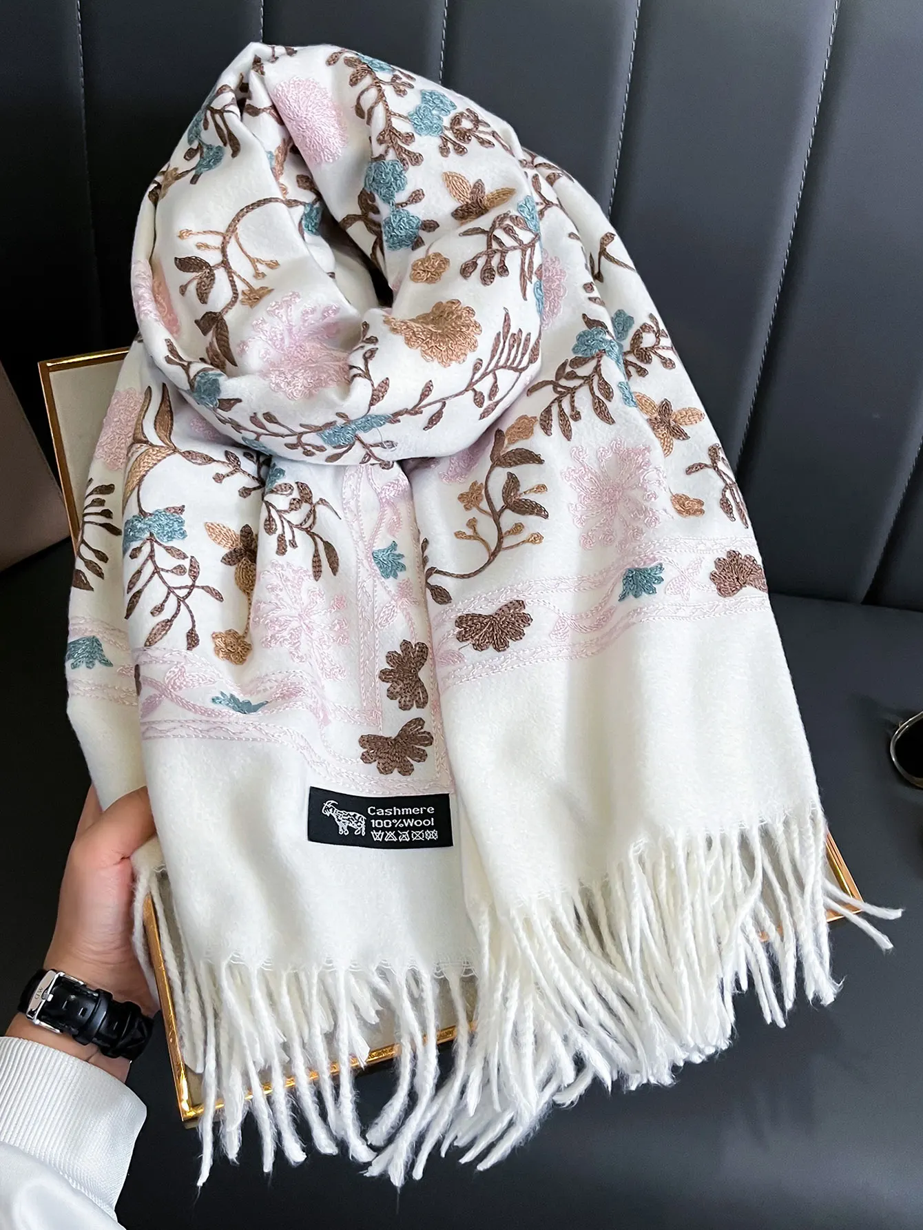 New Winter Warm Cashmere Scarf for Women Embroidery Pashmina Blanket Thick Shawl Wrap Neckerchief Fashion Bufanda Echarpe Poncho