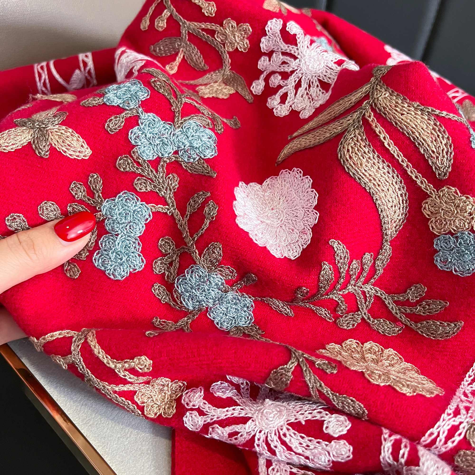 New Winter Warm Cashmere Scarf for Women Embroidery Pashmina Blanket Thick Shawl Wrap Neckerchief Fashion Bufanda Echarpe Poncho