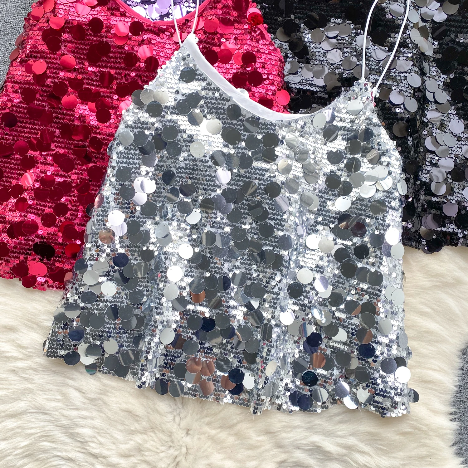 Sexy Glitter Sequined Camis Chic Slim Party Club Tank Top Basic Fashion Off Shoulder Tops Women Hotsweet Crop Top