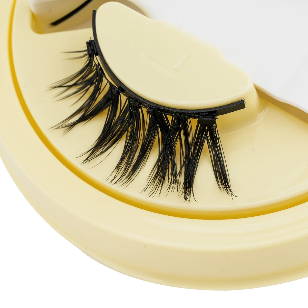 Magnetic Eyelashes No Glue Needed Reusable Natural Look 3D Faux Mink Lashes Easy Apply Magnetic Lashes Set for Eye Makeup Tool
