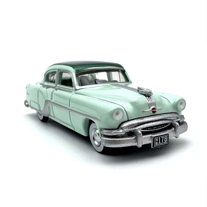 Diecast Original 1:87 Scale Pontiac Chief Alloy Car Model Collection Decoration Toy Gift Souvenir