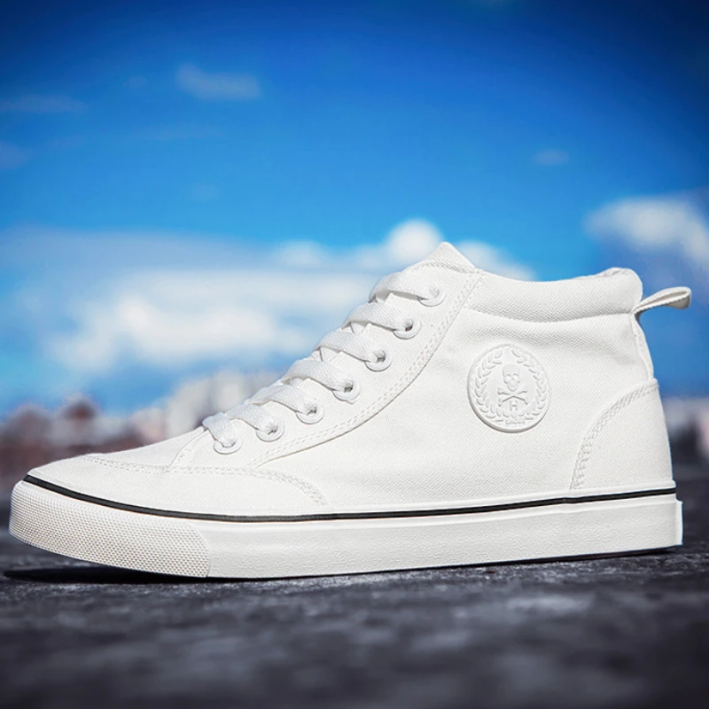 High Top Canvas Shoes Men Shoes Fashion Classics Casual Shoes Solid Color Lace Up Running Shoe High Quality Flat Male Sneakers