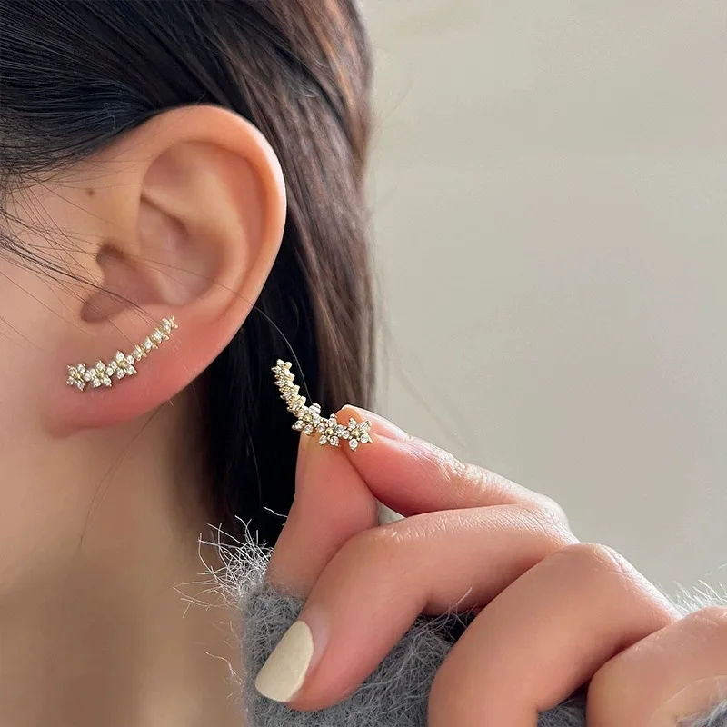 Fashion Zircon Flower Star Stud Earrings For Women Simple Geometric Shiny Curved Earring Jewelry Accessories