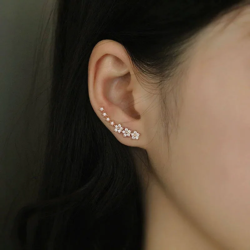Fashion Zircon Flower Star Stud Earrings For Women Simple Geometric Shiny Curved Earring Jewelry Accessories
