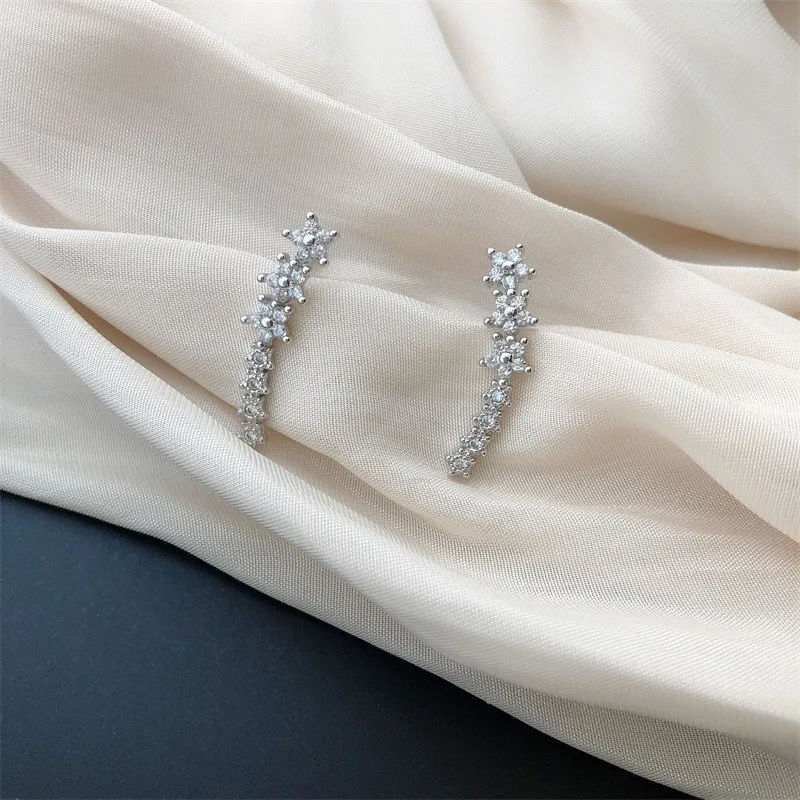 Fashion Zircon Flower Star Stud Earrings For Women Simple Geometric Shiny Curved Earring Jewelry Accessories