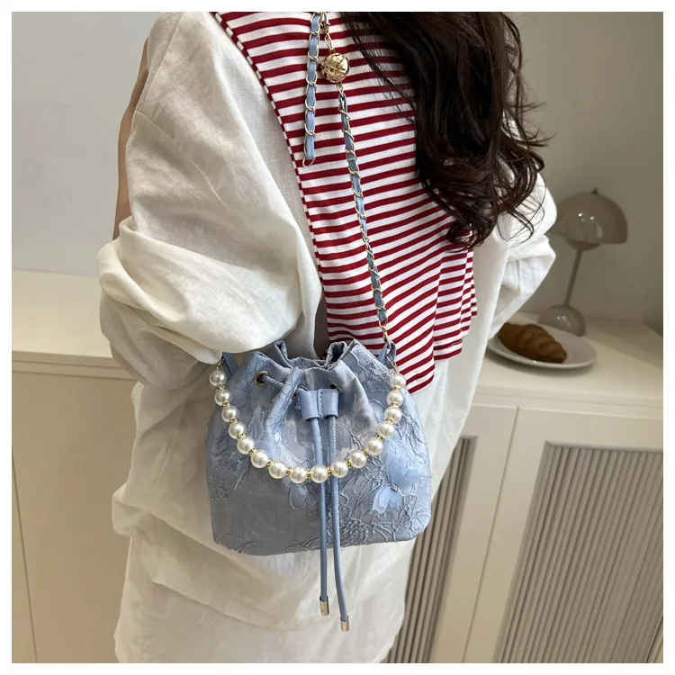 Sweet Butterfly Women Drawstring Bucket Shoulder Bags Versatile Ladies Crossbody Bag Clutch Fashion Girls Pearl Chain Handbags