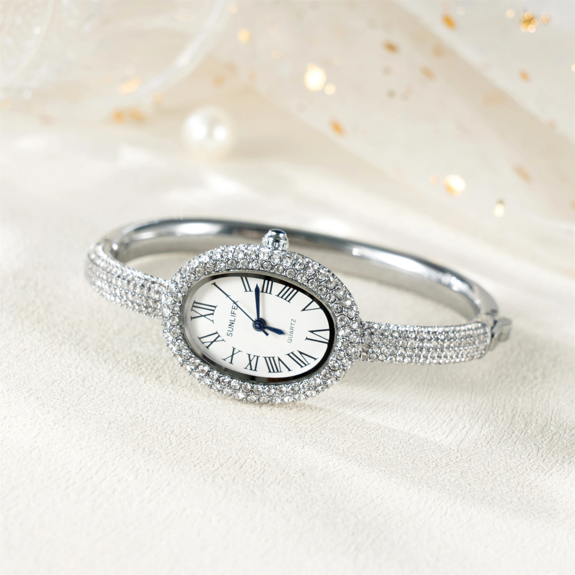 New Luxury Elegant Ladies' Bracelet Wrist Watch Roman Numeral Inlaid Rhinestones Oval Waterproof Women's Quartz Watch Reloj