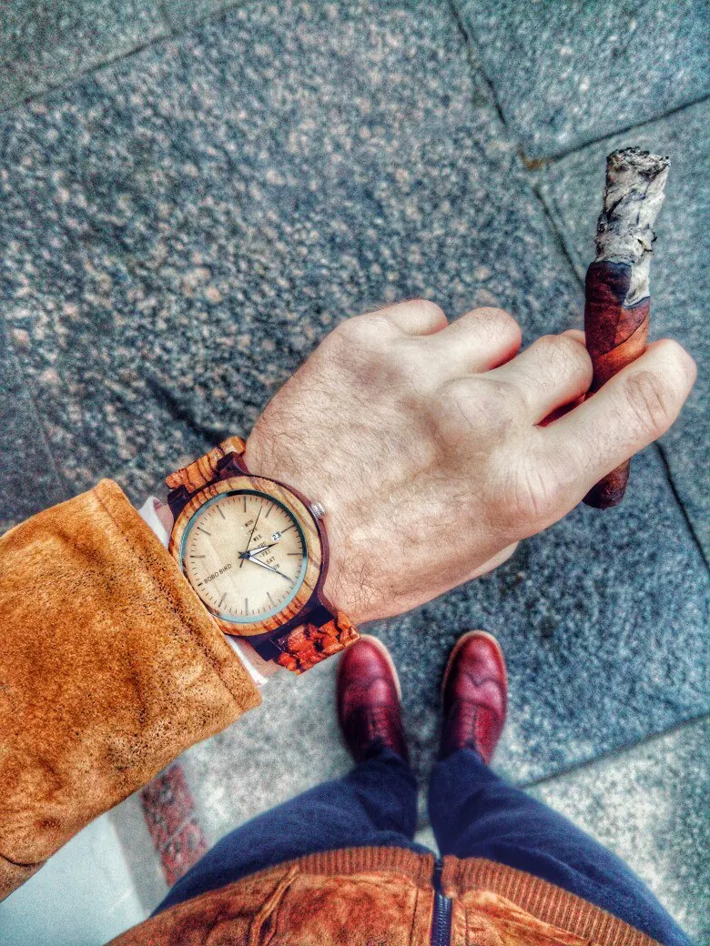 BOBO BIRD Wooden Men Watch Fashion Business Week And Date Display Quartz Timepiece Customize Logo Great Gift Relogio Masculino