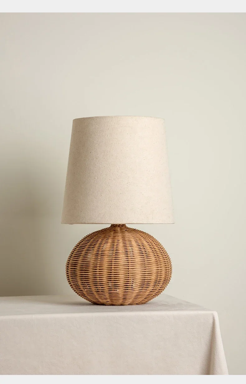 Wabi-sabi Retro Desk Lamp Bedroom Bedside fabric Table Lamp Medieval Hotel Rattan Fujii Weaving Atmosphere Home Decor E27