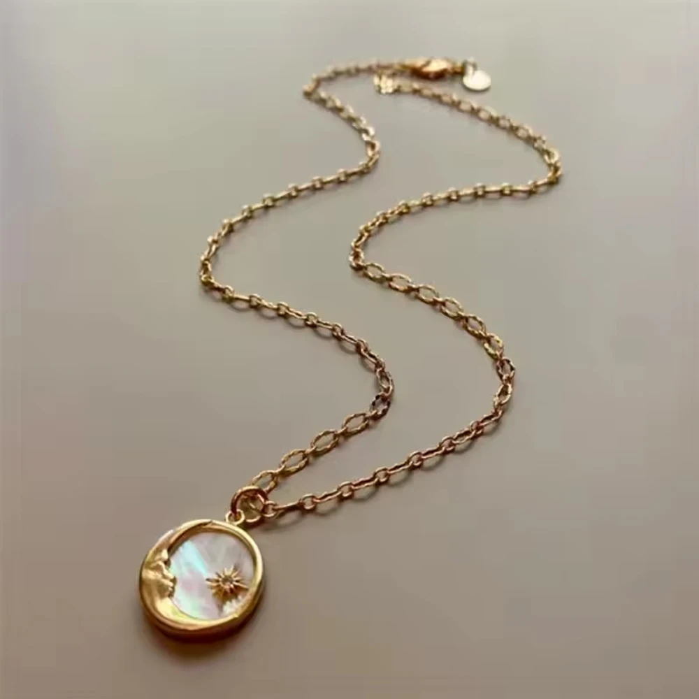 Women's Stainless Steel Sun And Moon Pendant Necklace with Luxury White Shell Round Coin Design Femme Jewelry Bijoux Gift