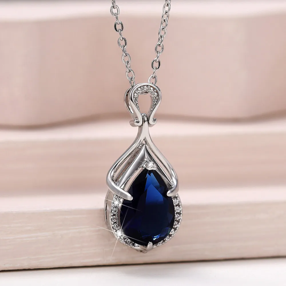 Huitan Elegant Special Women Pendant Necklace Inlaid Shining Blue CZ Trendy Party Accessories Charming Jewelry for Wedding Gift
