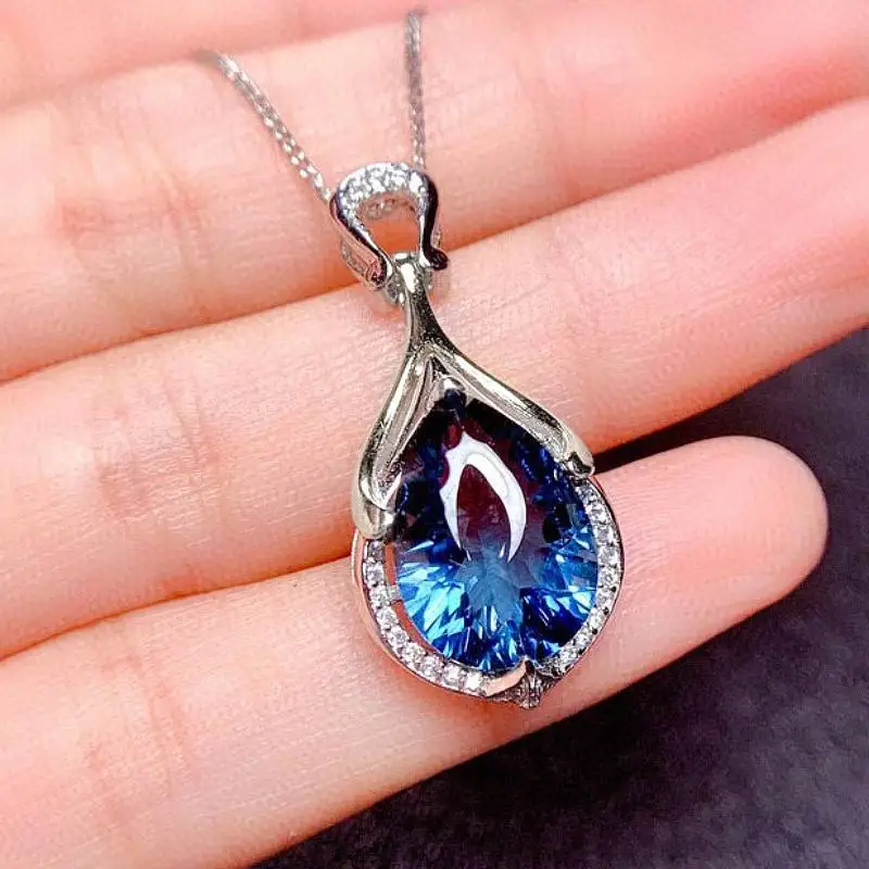 Huitan Elegant Special Women Pendant Necklace Inlaid Shining Blue CZ Trendy Party Accessories Charming Jewelry for Wedding Gift