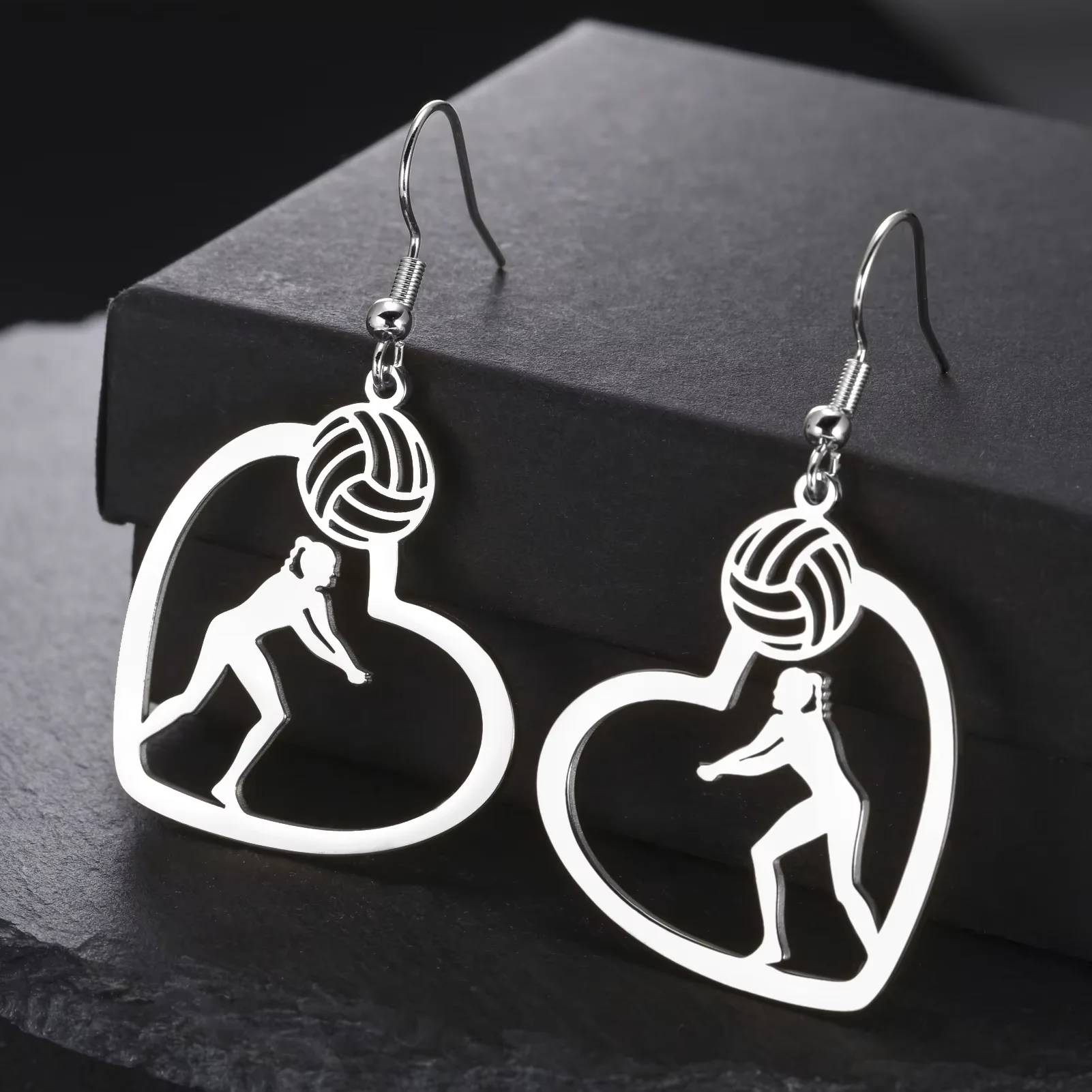 Unift Volleyball  in Heart Necklaces for Women Player Fan Stainless Steel Pendant Neck Chain Fashion Geometry Sport Jewelry