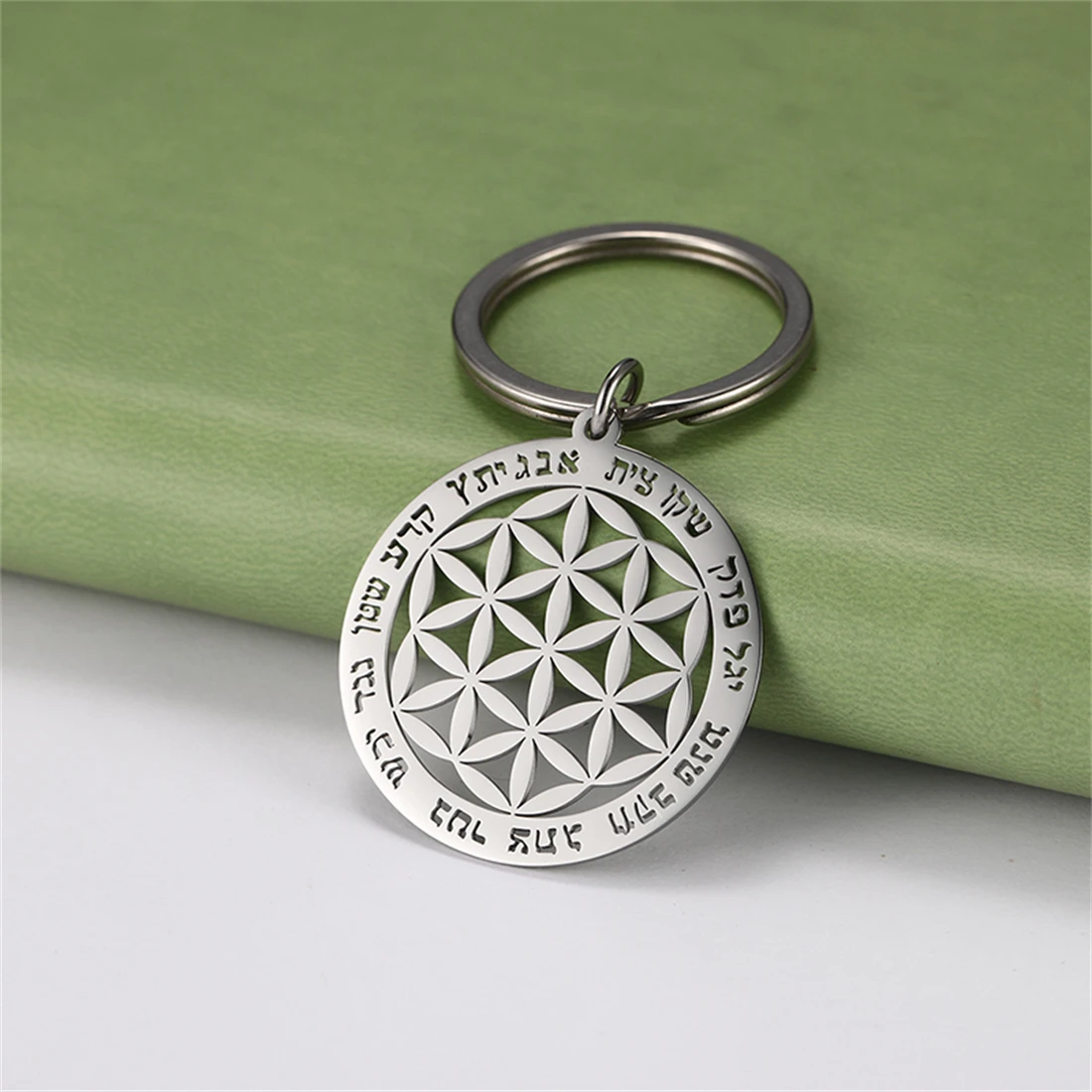 EUEAVAN Hollow Flower of Life Pendant Keychain Stainless Steel Religion Mandala Symbol Keyring Mystical Ancient Egyptian Jewelry